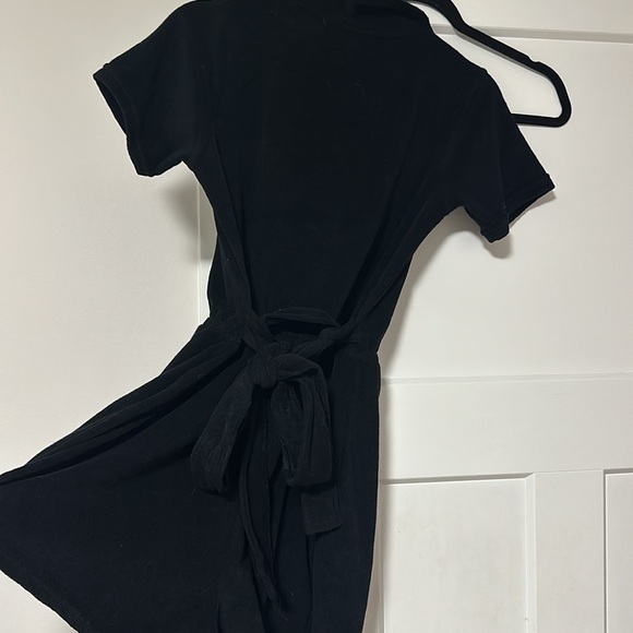 Black romper - Picture 3 of 3